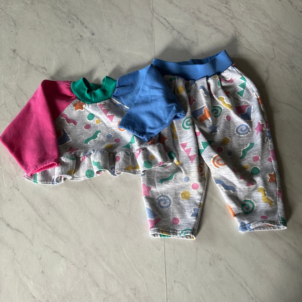 Vintage Carters girls 2t color block sweatshirt pants set Made in USA geometric